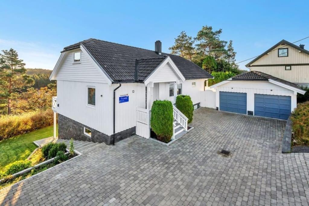 Romslig Og Fin Leilighet 17 Min Til Kristiansand Centrum Nodeland Экстерьер фото